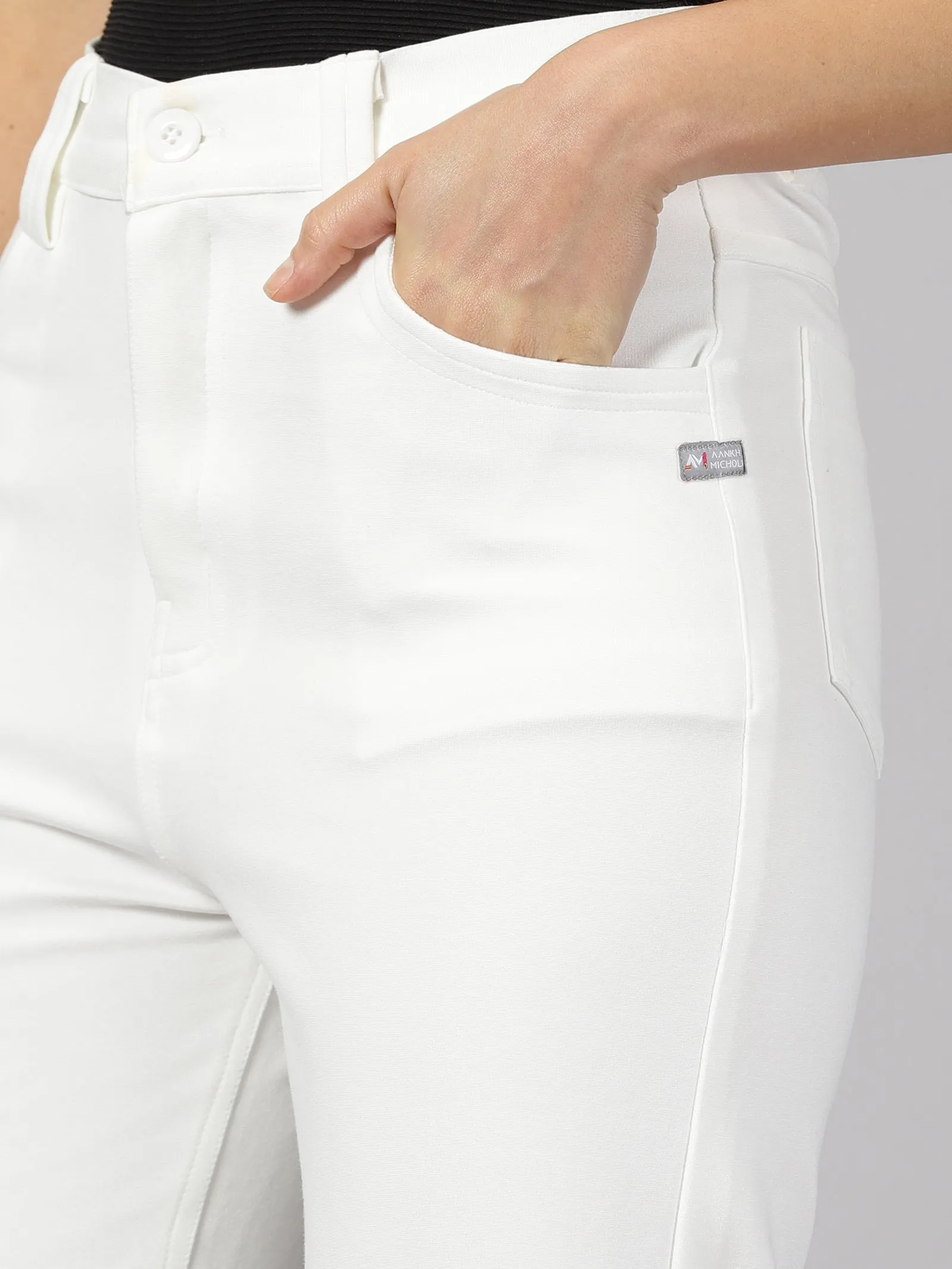 White solid four pocket stretchable trousers