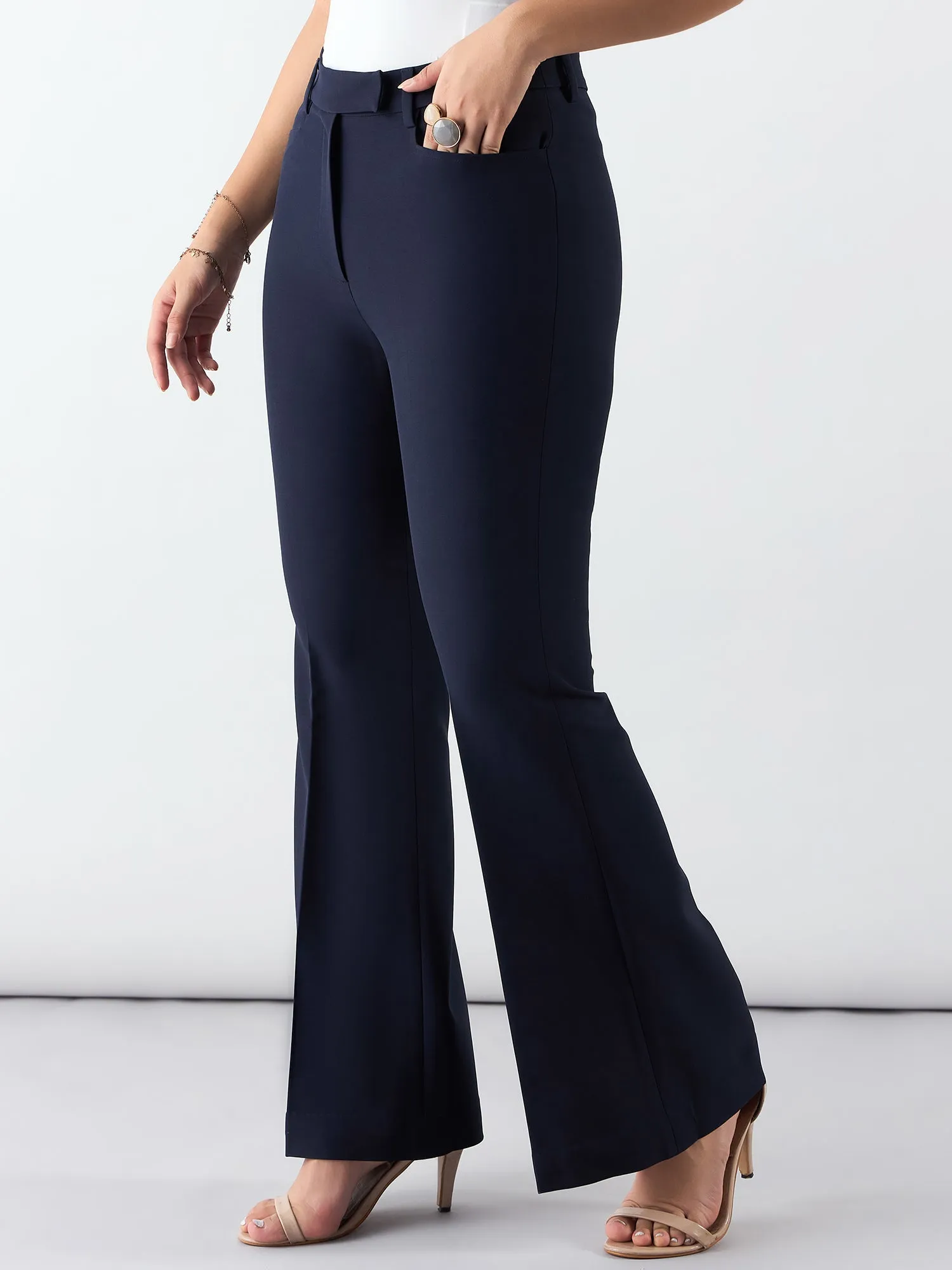 Women Navy Mid Waist Trouser In Stretchable Fabric