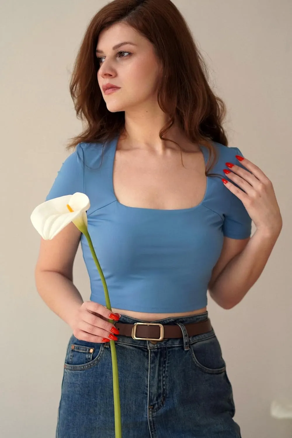 Zeagoo Women's Short Sleeve Crop Tops Double Lined Basic Slim Fit T Shirt Square Neck Summer Tees